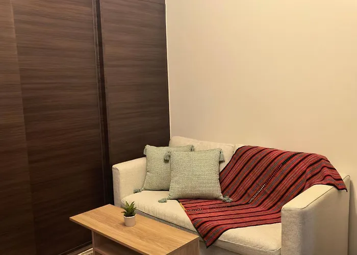 Pine3s Turf Aparthotel Manila