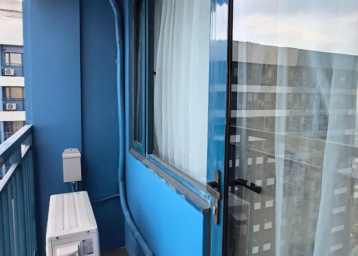 Pine3s Turf Aparthotel Manila